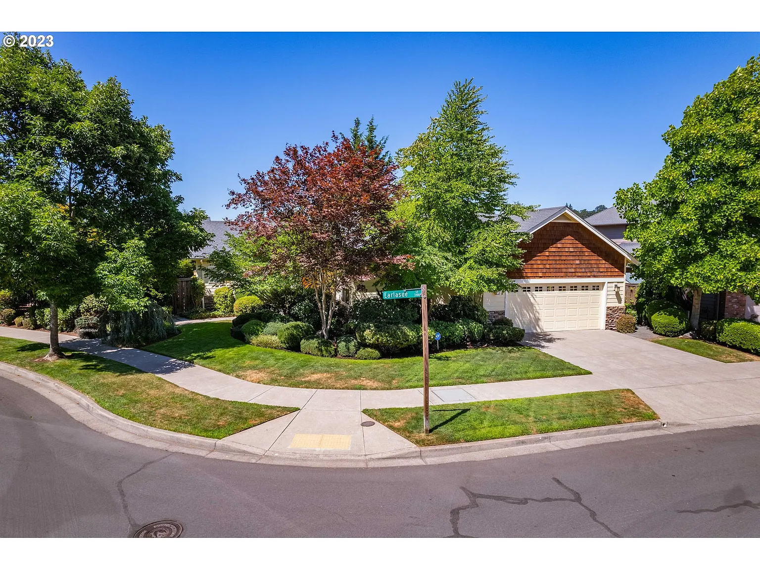 3345 Zachary Ln photo 1