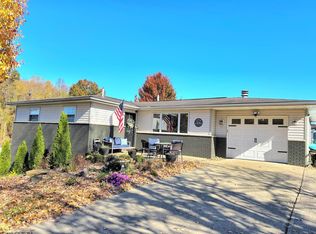 1802 Bunker Ave, Fairmont, WV