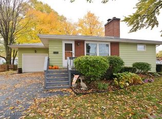 1436 S 7th St, St Charles, IL