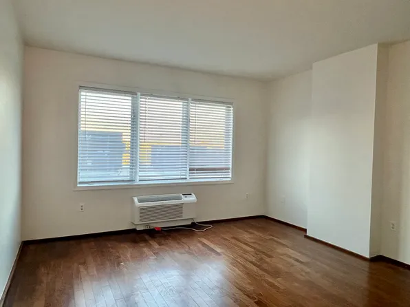 3112 City Place image 9 of 15