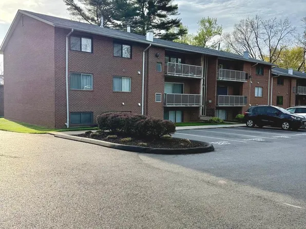 105 Fitz Ct APT 202, Reisterstown, MD 21136