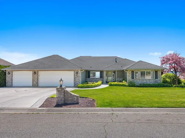 8720 E Woodland Park Dr, Spokane, WA 99217