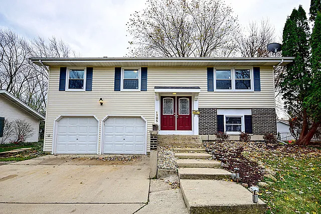 1285 Newcastle Ln photo 1