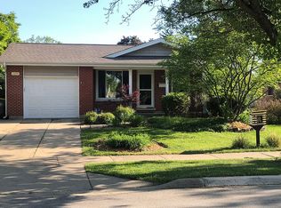 2209 Oak Ln, Rolling Meadows, IL 60008