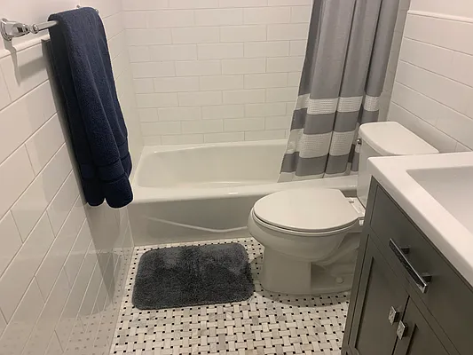 Rented by American Way Real Estate Inc | media 14