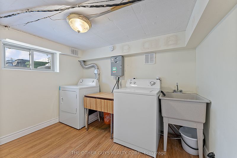 Toronto House for rent - 2 Bedrooms — photo 19