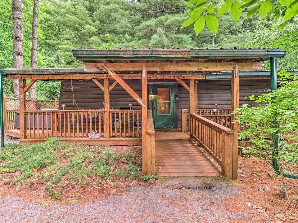 485 Smoky Falls Dr