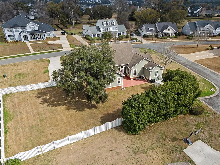 3078 Dickinson Dr — Photo 66