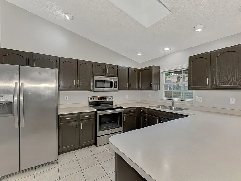 3026 Grafton St — Photo 15