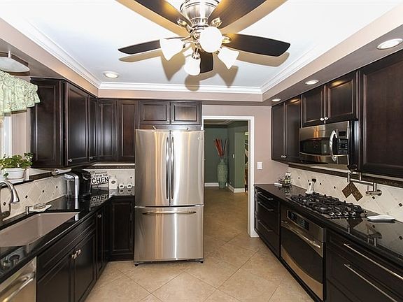 5th image of 1714 N Nordica Ave