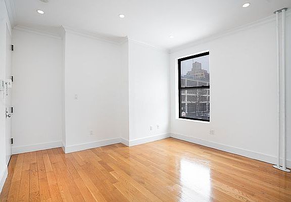 3rd image of 150 W 84th St APT 4B
