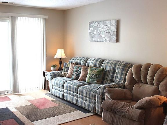 5th image of 274 Deepwood Dr