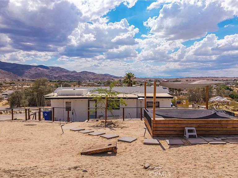 6597 Mesquite Springs Rd — Photo 41