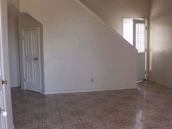 3rd image of 10936 Whitehall Dr