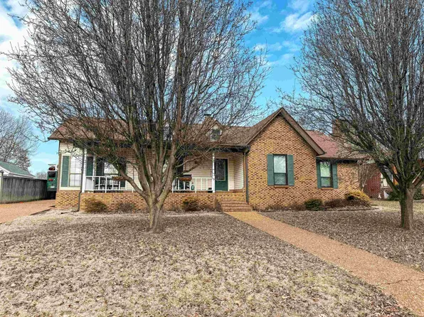 104 Red Oak Ln, Searcy, AR 72143