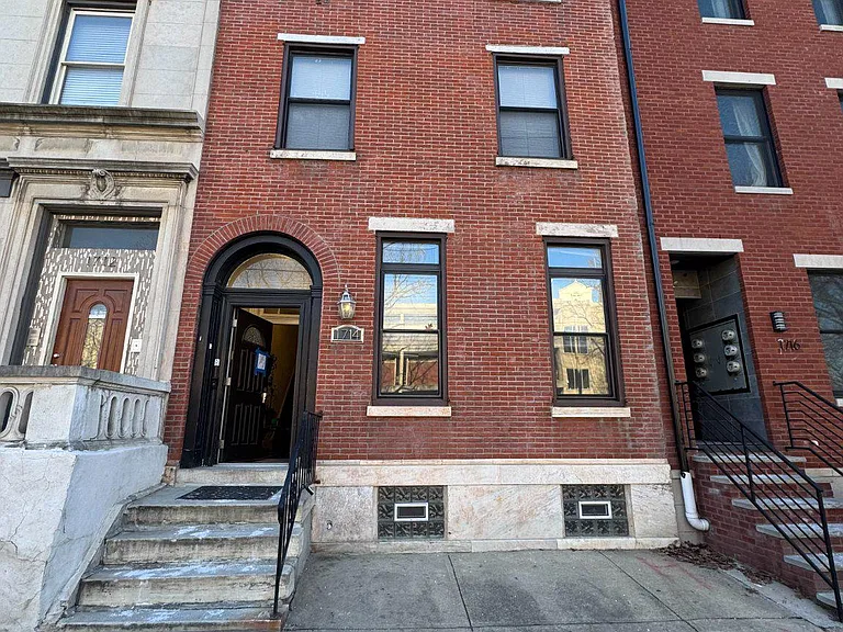 1714 W Girard Ave #1 — Photo 1