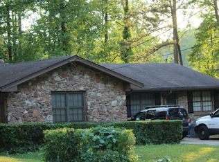 957 Oak Springs Ct, Stone Mountain, GA 30083