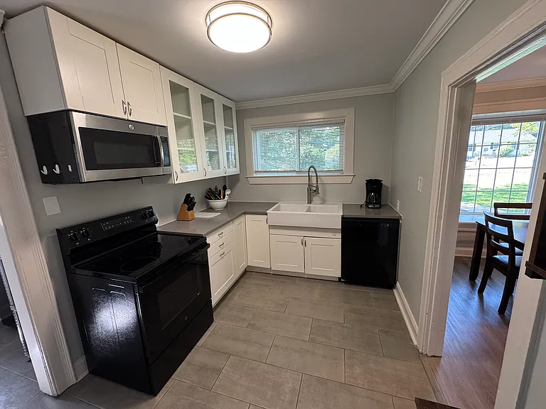 1223 Brookwood Dr — Photo 7