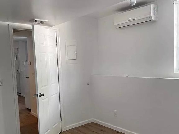 5th image of 590 Westwood Ave Floor 1