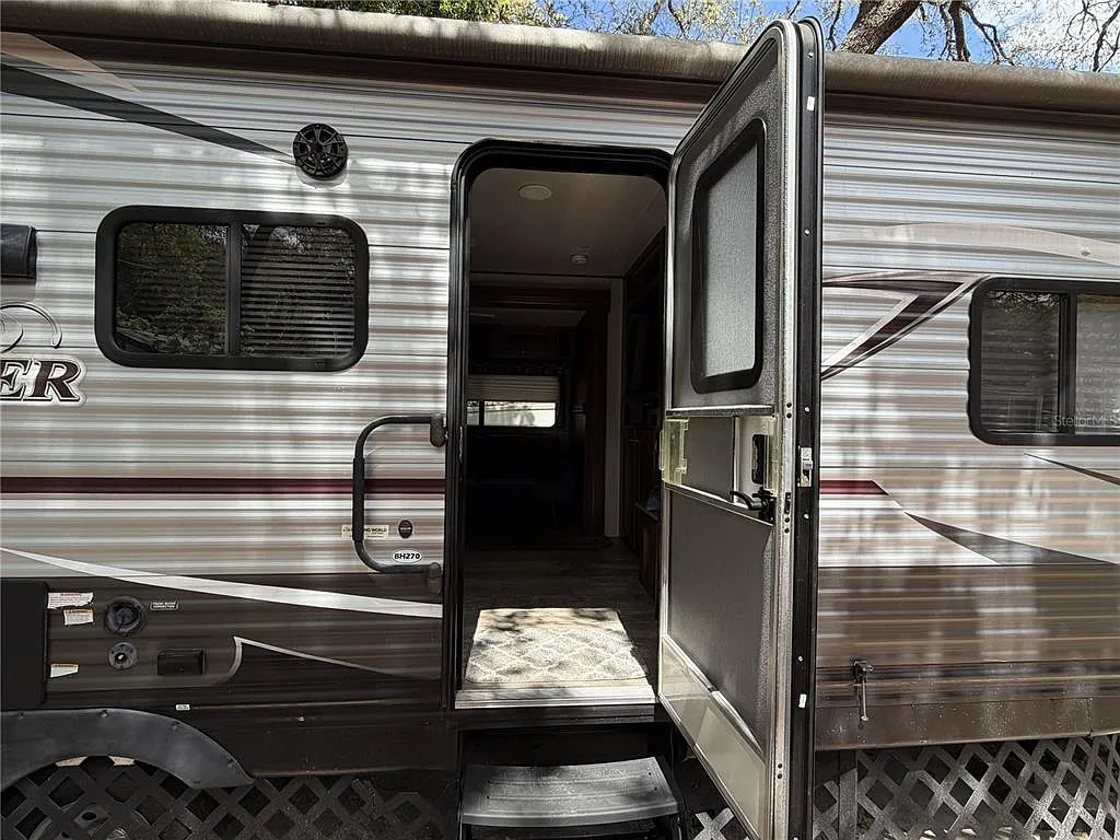 1 bed, 1.0 bath, 310 sqft, $1,300 — Photo 4