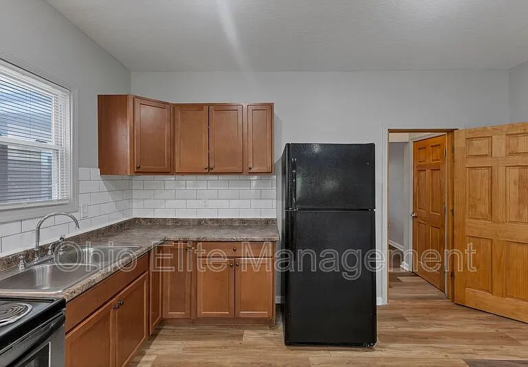 2023 Sullivant Ave — Photo 15