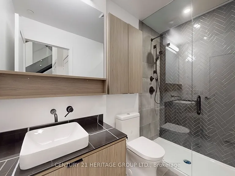 8888 Yonge St #103-L/W — Photo 40