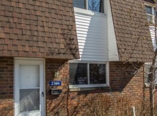 2566 Shakespeare Ln, Avon, OH