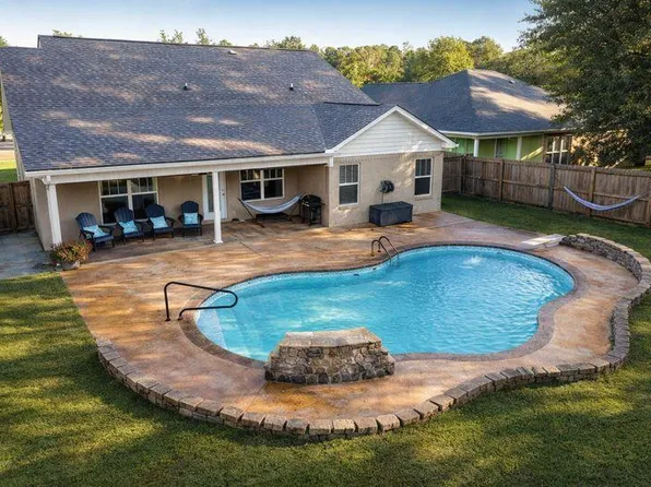 116 Tuscany Ln, Dothan, AL 36301