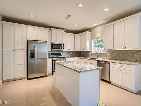 3rd image of 14622 Sanour Dr