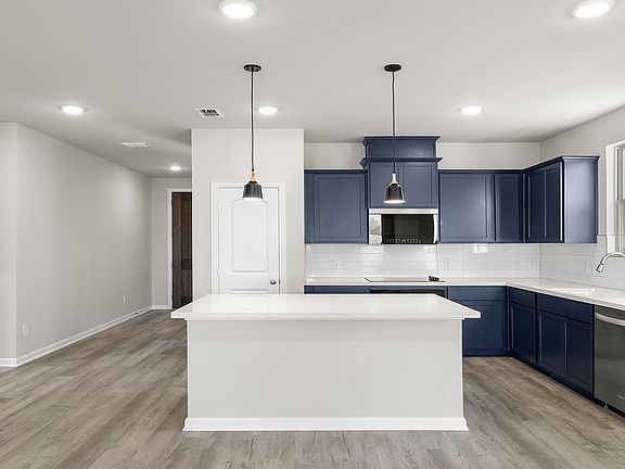 7th image of this home