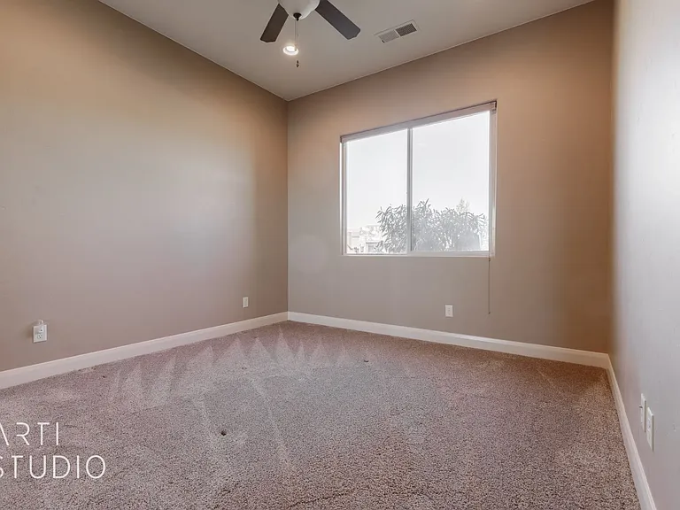 3278 S Retreat Dr — Photo 26