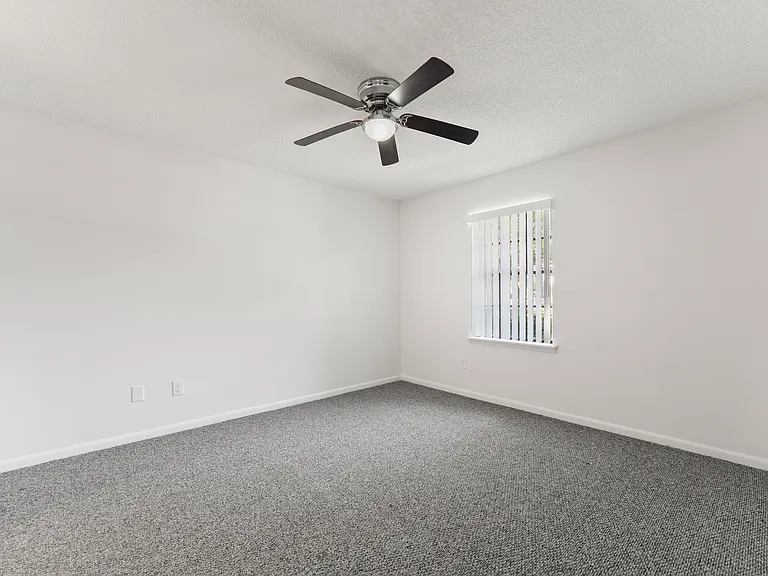 Briarwood Apartments — Photo 18
