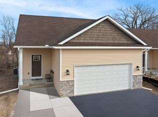 1103 Seurer St, Elko New Market, MN 55054