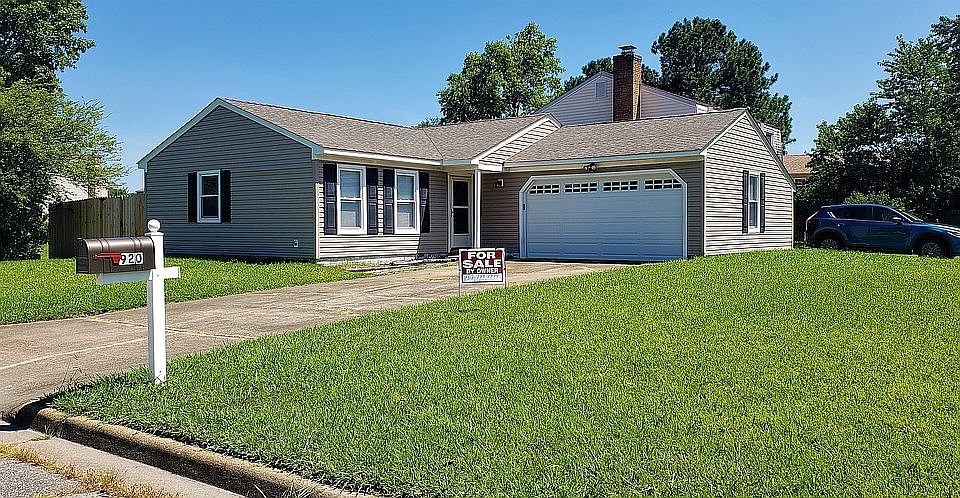 1st image of 920 Woodhue Ct