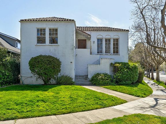 2nd image of 1549 Burlingame Ave