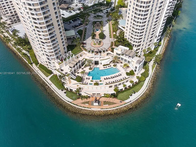 808 Brickell Key Dr #3304 — Photo 6