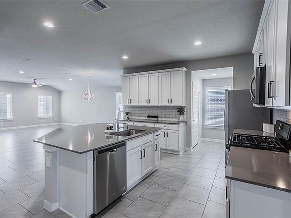 4th image of 29819 Cayenne Circle