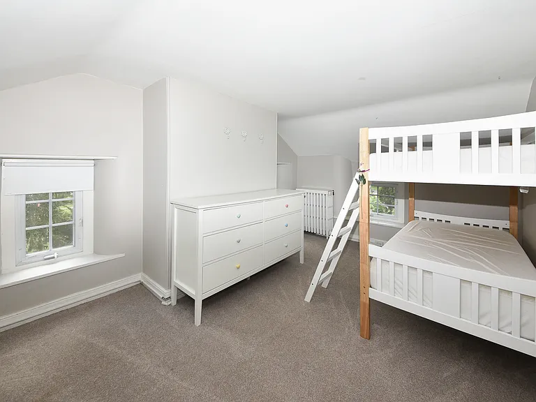 966 Paige Ct — Photo 36