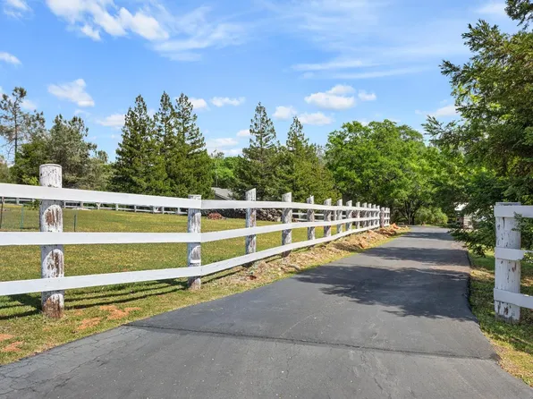 1731 Starbuck Rd, Rescue, CA 95672