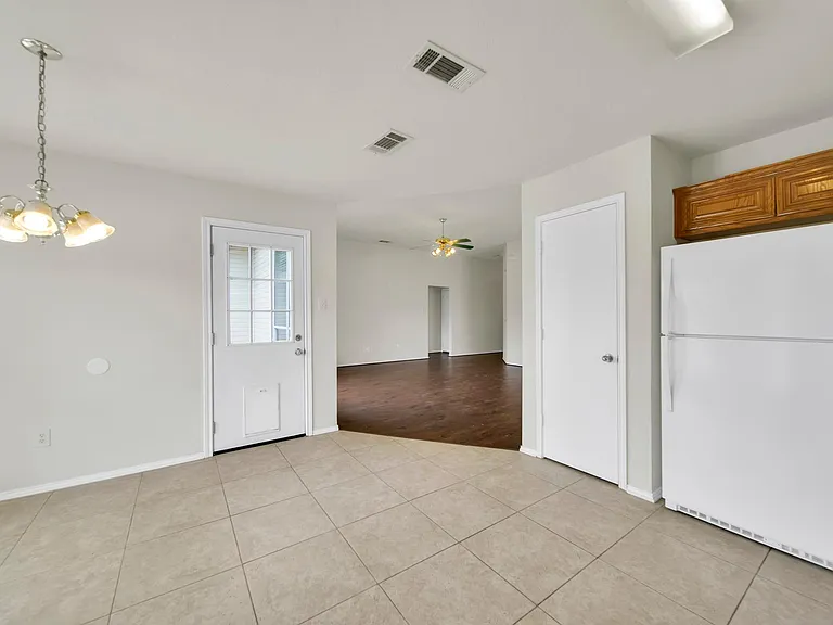 4221 Fiste — Photo 10