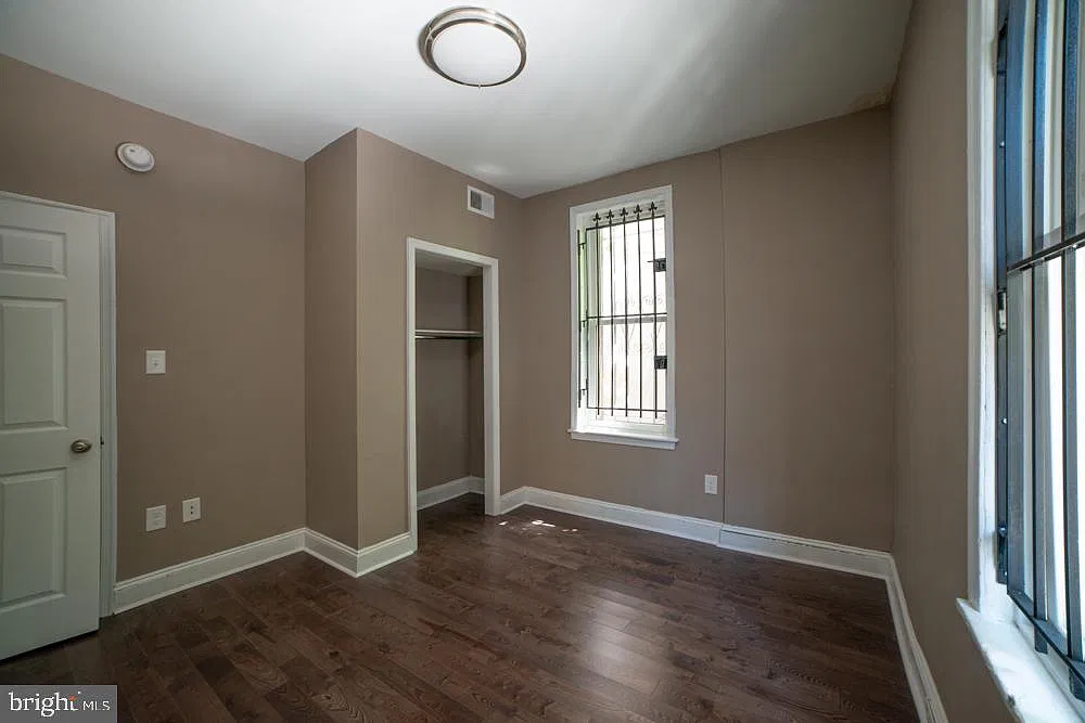 1418 W Diamond St — Photo 3