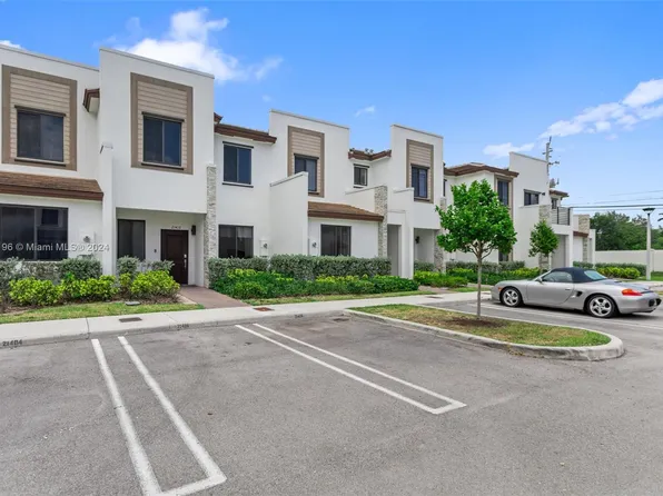 21416 NE 3rd Path #21416, Miami, FL 33179