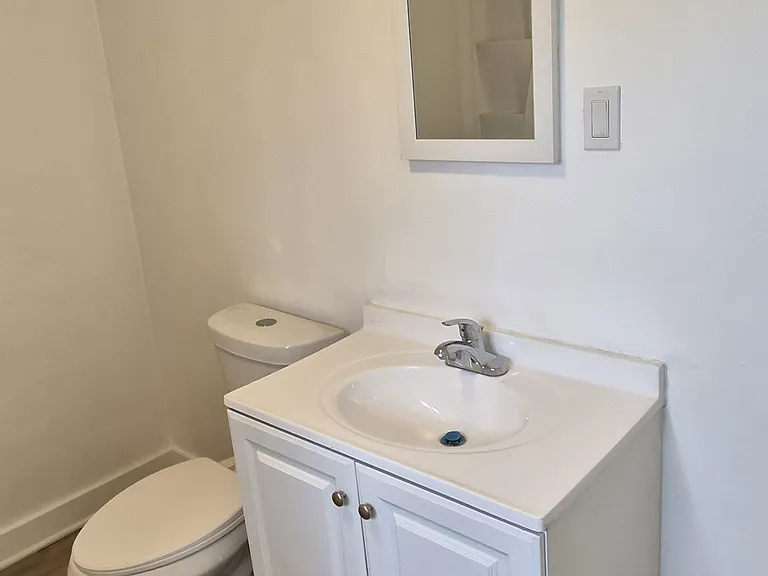 730 Indiana Ave #1 — Photo 4