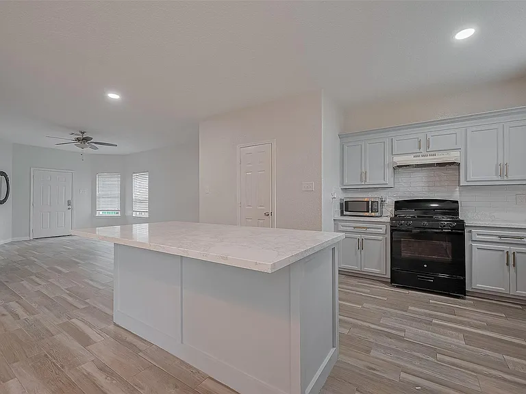 6623 Arabella St — Photo 16