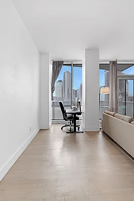 Rented by Modern Spaces | media 13