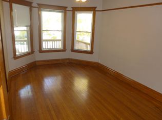 3911 W Montrose Ave APT 1, Chicago, IL 60618