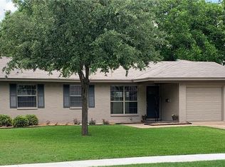 13615 Janwood Ln, Farmers Branch, TX 75234