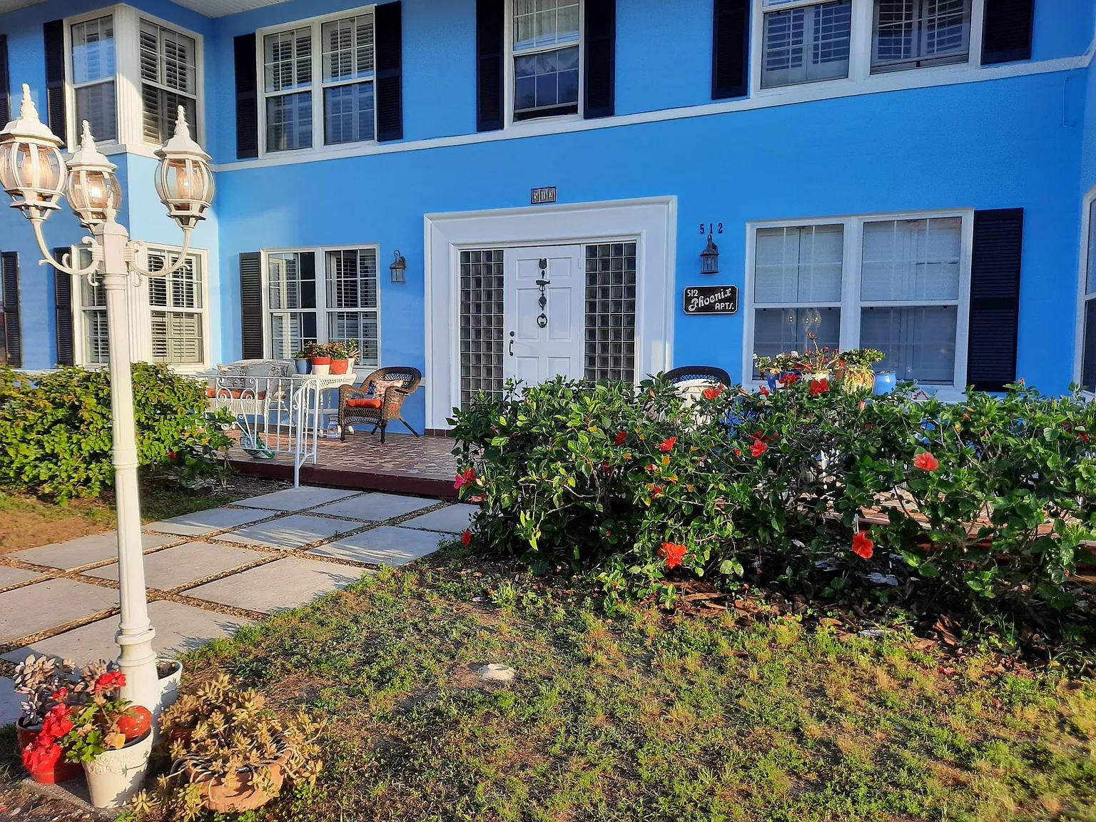 512 Phoenix Ave — Photo 3