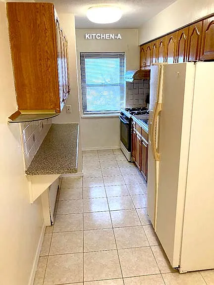 25600 Hillside Ave #1 — Photo 7