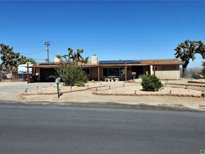 6427 Airway Ave, Yucca Valley, CA, 92284